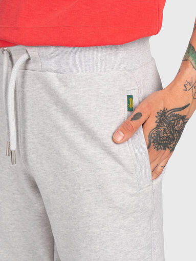 Navy blue shorts with logo embroidery - 4