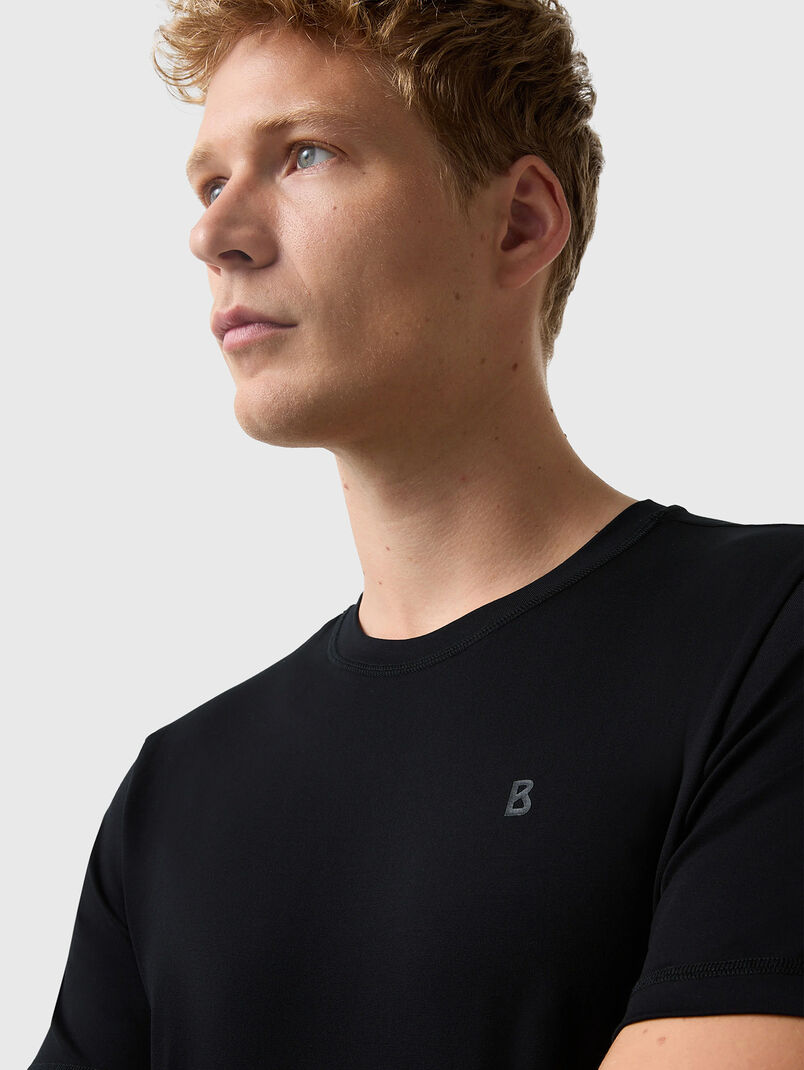 ROC T-shirt with oval neckline in beige - 3