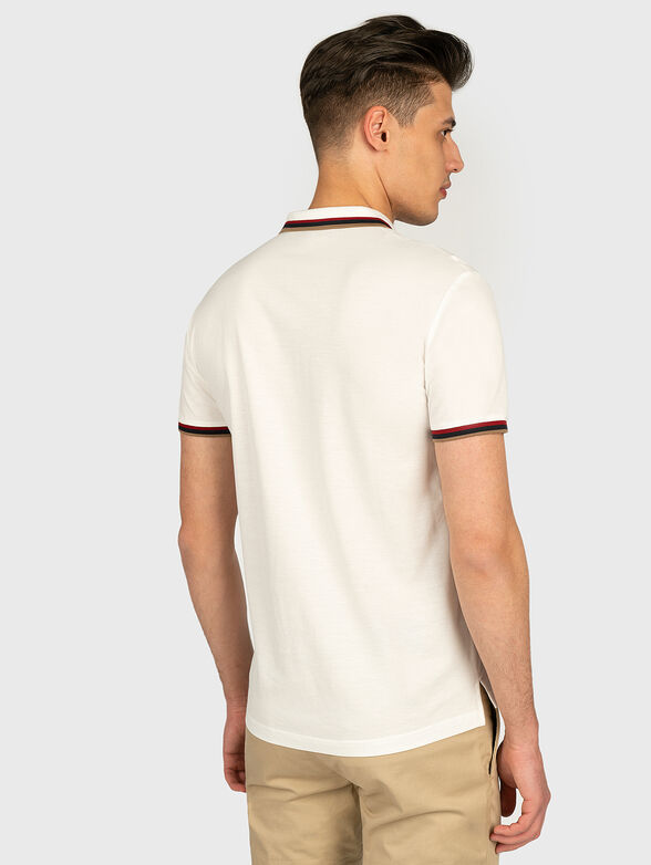 Polo-shirt with contrasting stripes - 3