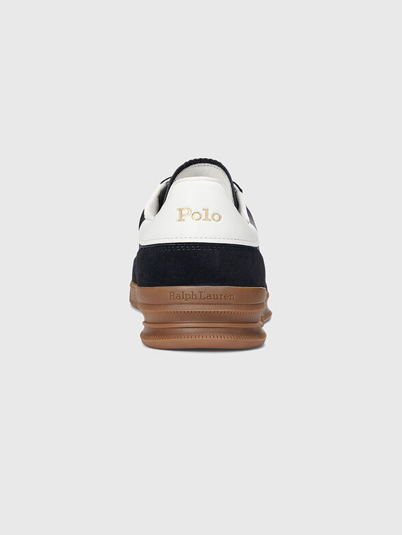 Sports shoes with contrasting details - 3