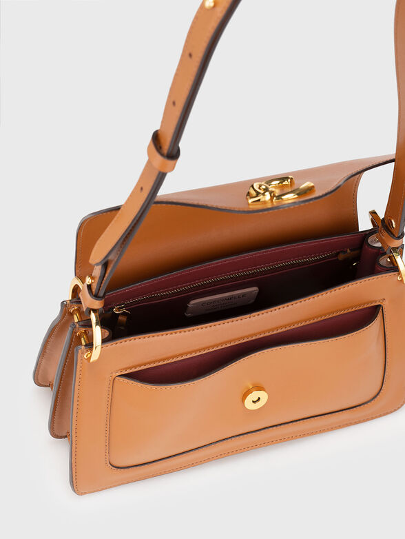 Crossbody bag with logo detail - 6