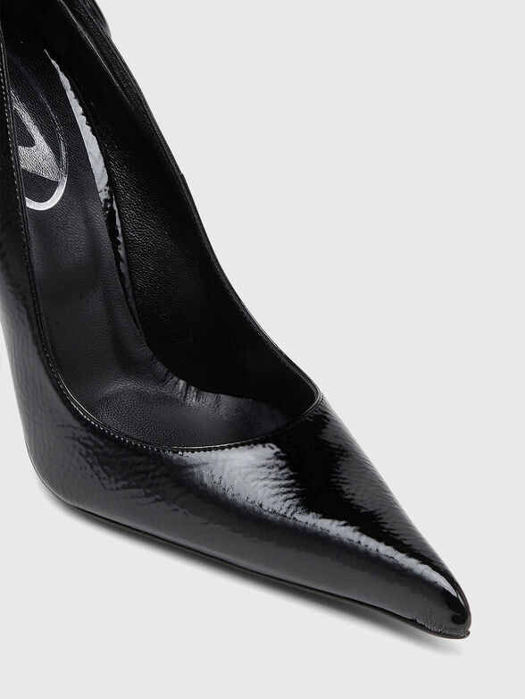 D-TEN&HALF pumps - 5