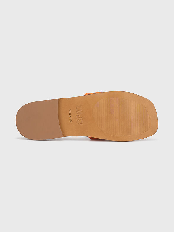 SABA 06 brown leather sandals with logo detail - 5