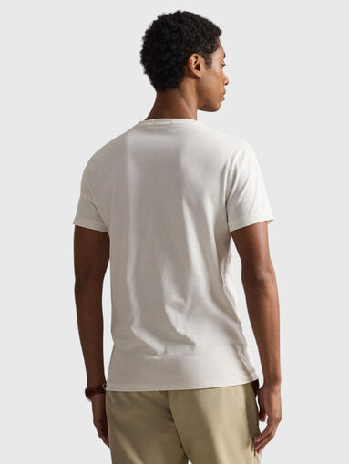 Cotton T-shirt with a logo accent - 3