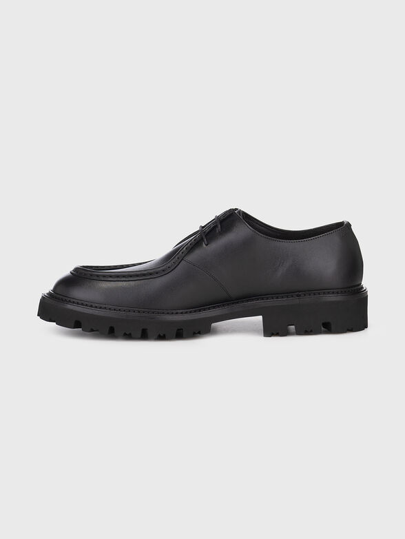 Black shoes - 4