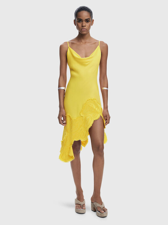 Сатенена рокля с бродерия  - 1