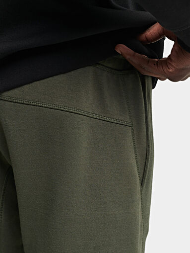 Black sports pants with logo details - 5