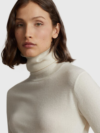 Hing neck sweater - 4
