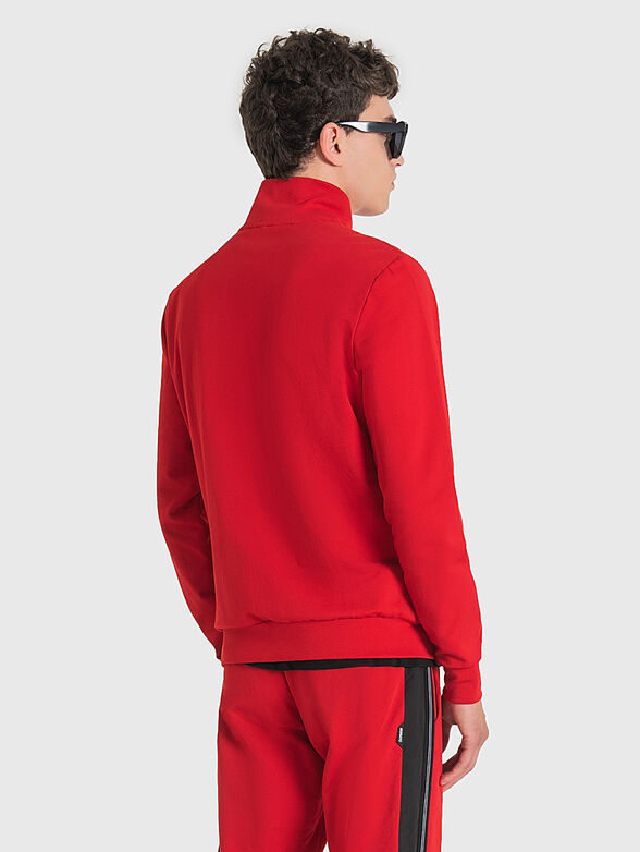 Red sweatshirt with zip - 2