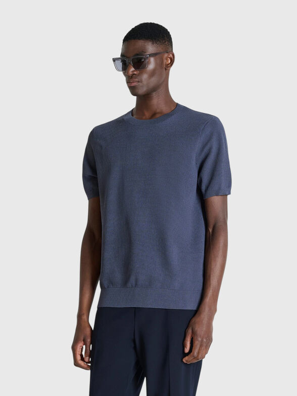 Short-sleeved sweater with an oval neckline - 1