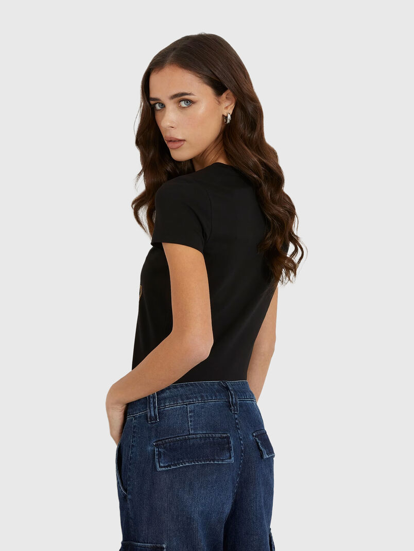 Crystal embellished T-shirt in black - 3