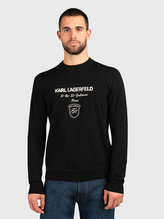 Пуловер с овално деколте - 1