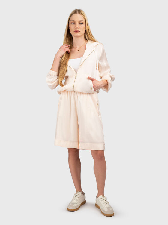 Къс панталон със сатениран ефект - 2