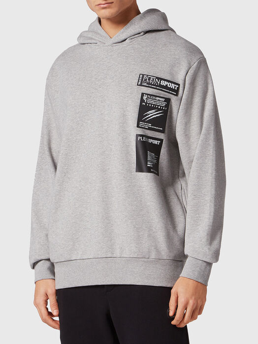Sweatshirt with contrasting patch