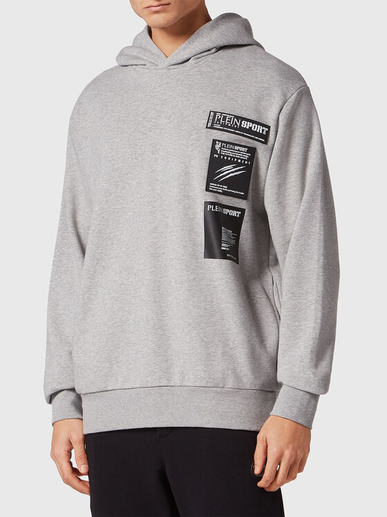 Sweatshirt with contrasting patch - 1