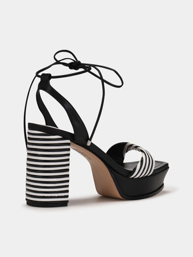 Sandals with accents in black and white - 3