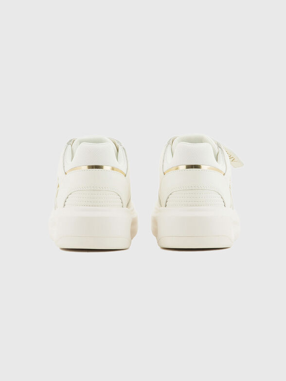 Leather sports shoes - 3