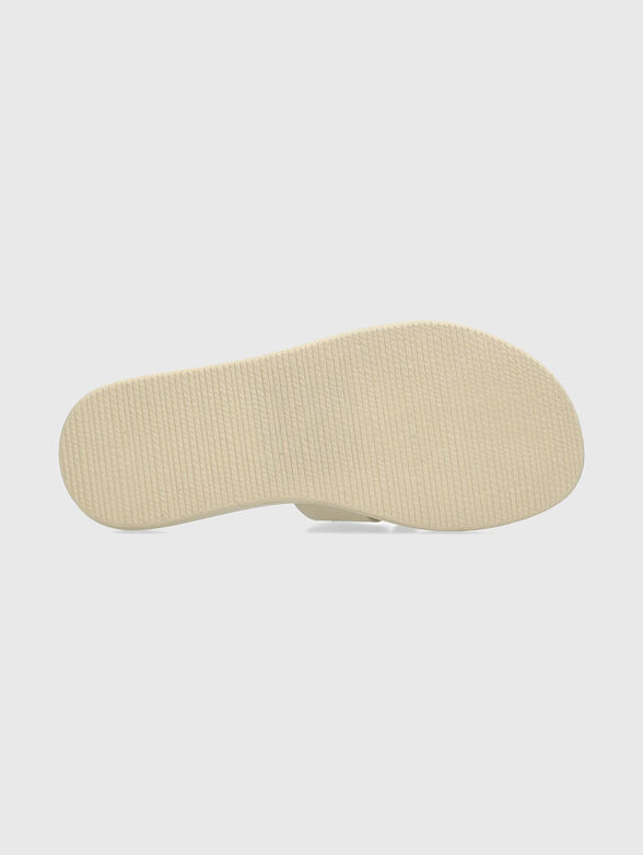 LOTUS II PACHA slides with logo - 5