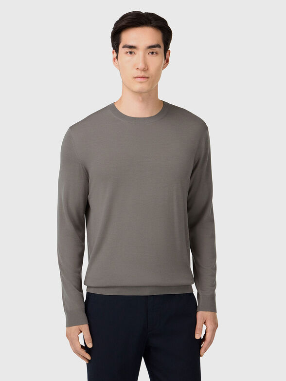 Wool sweater in grey - 1
