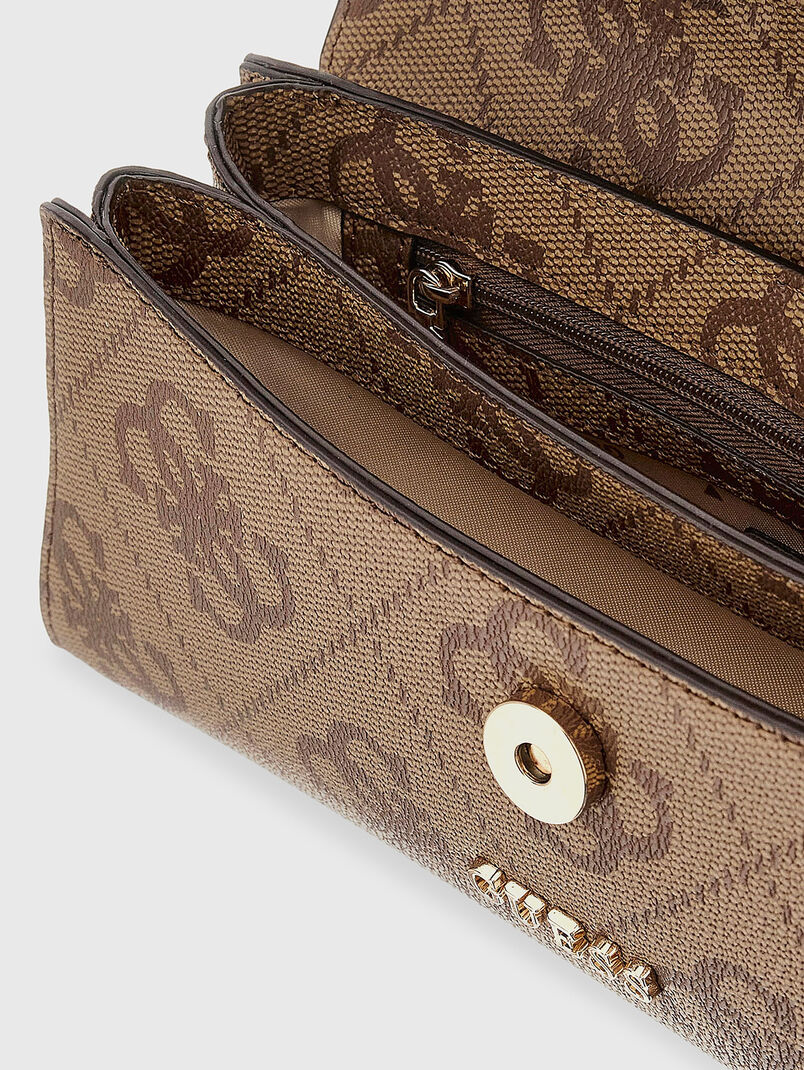 QUEENSLAND bag with gold details - 3