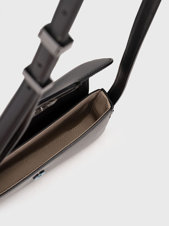 Phone case with long strap in leather - 6