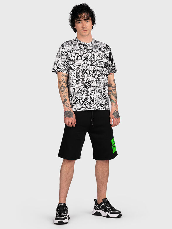 White T-shirt with contrasting logo print - 2