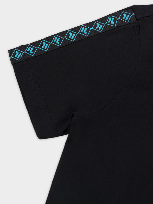 Black t-shirt with logo - 4