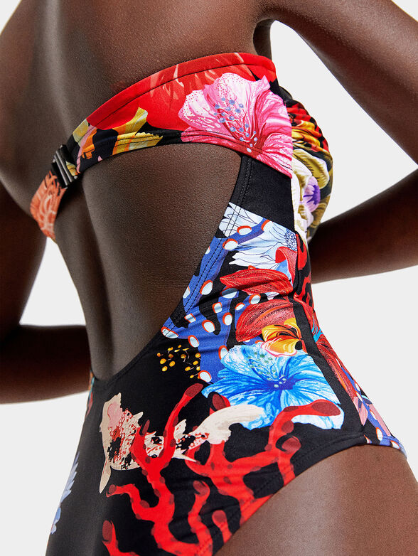 One-piece swimsuit with print - 5
