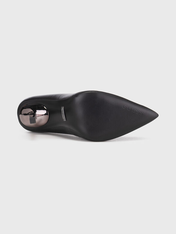 CIANCI black leather shoes with thin heel  - 5