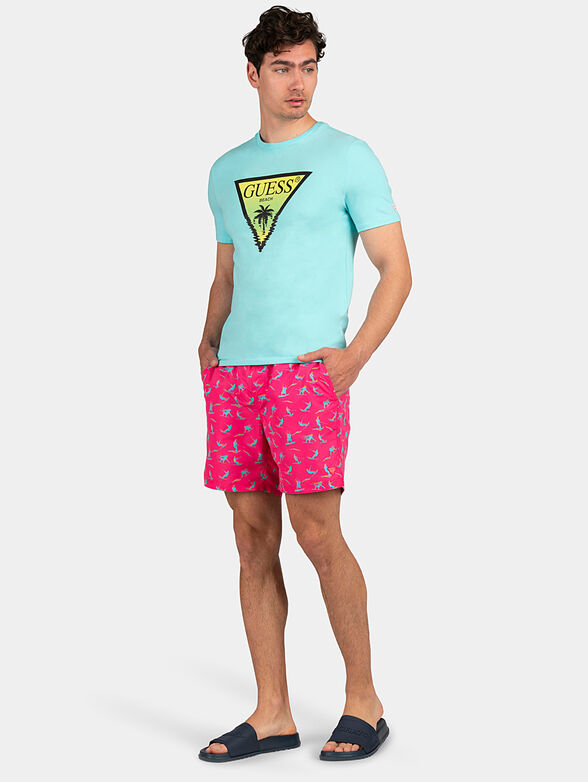 Swim trunks in fuxia color with print - 4