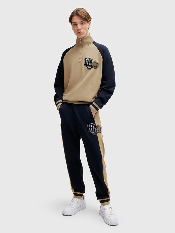 Sports pants with logo patch - 4