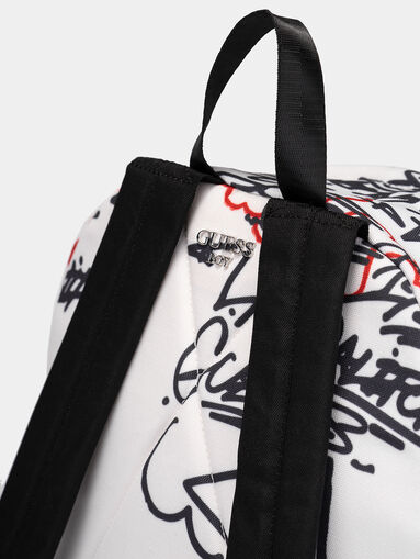White backpack with graffiti print - 5
