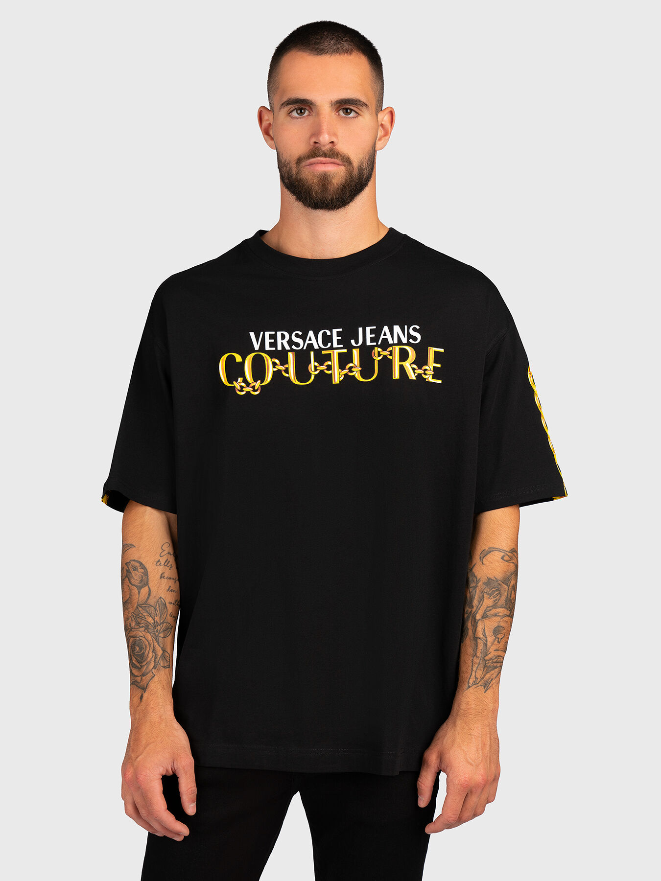 Oversized T shirt with logo print brand VERSACE JEANS COUTURE Globalbrandsstore en