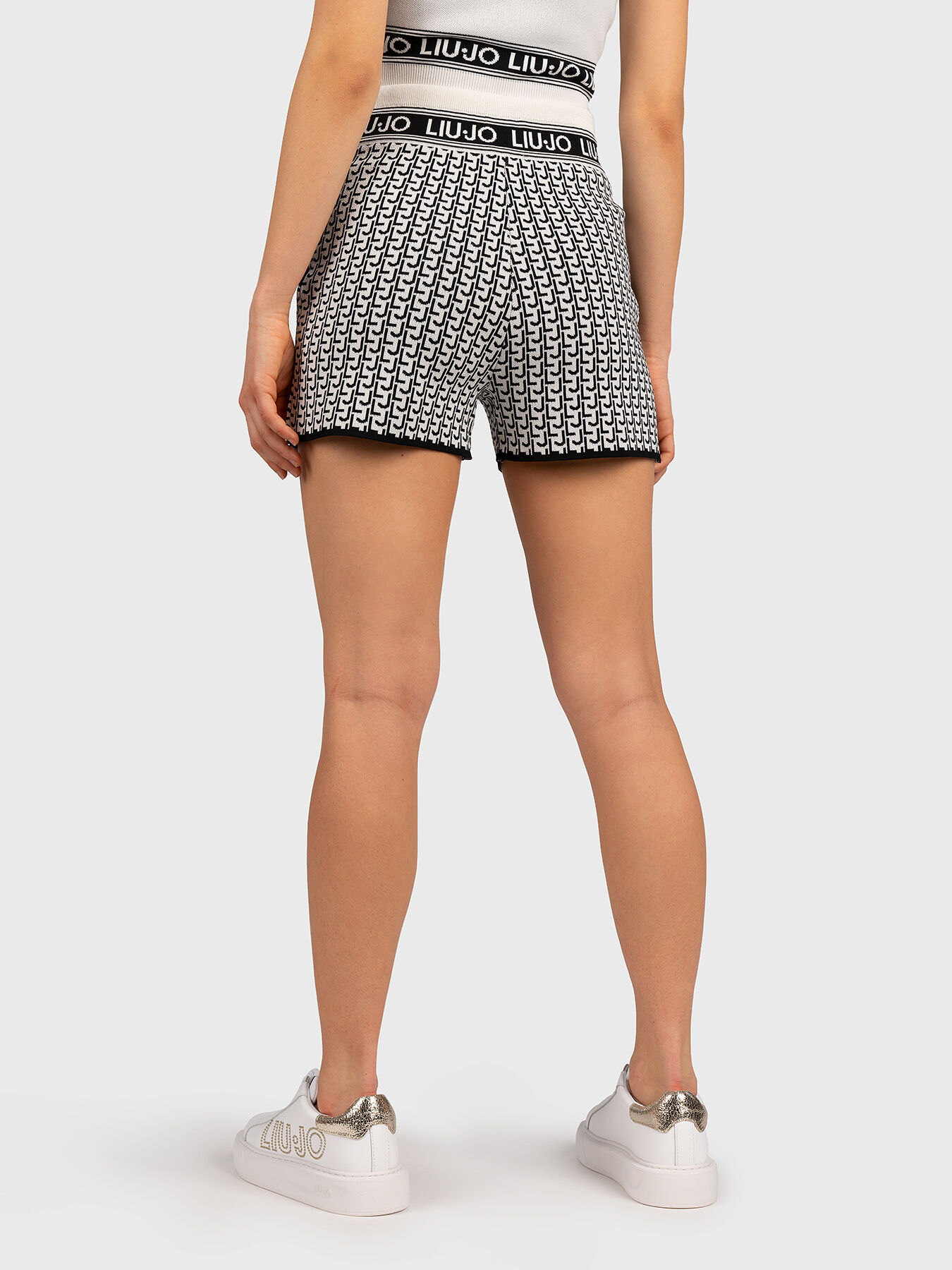 Knitted shorts in black and white brand LIU JO