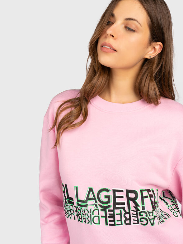 Pink sweatshirt with fancy logo - 4