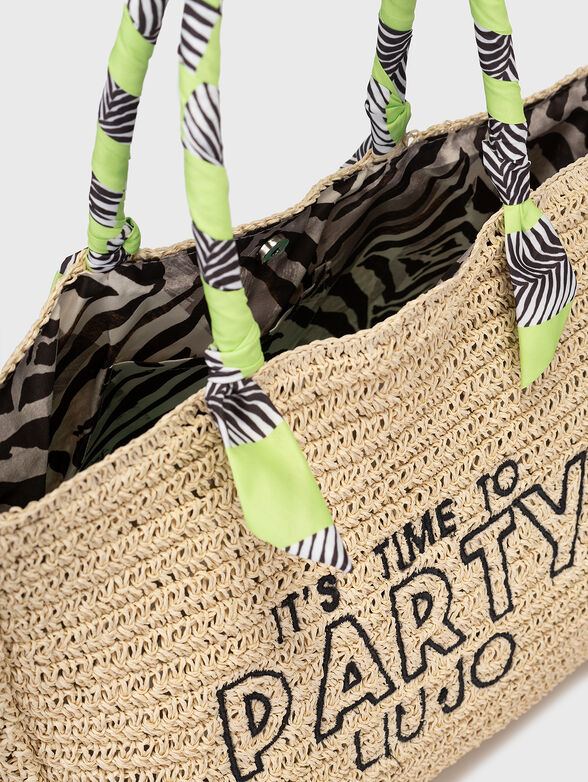 Large bag with contrasting lettering - 6
