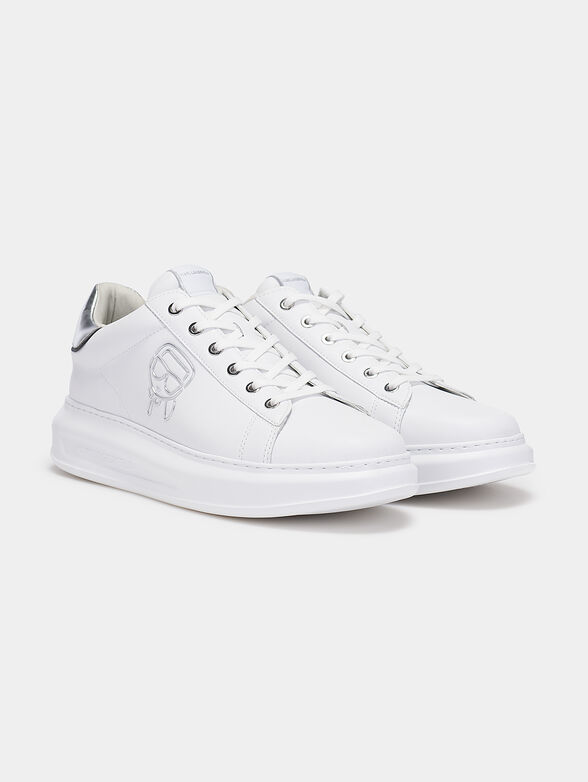 KAPRI Sports shoes with embossed logo - 2