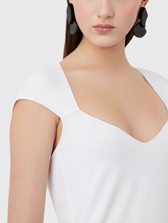 White top with accent back - 3