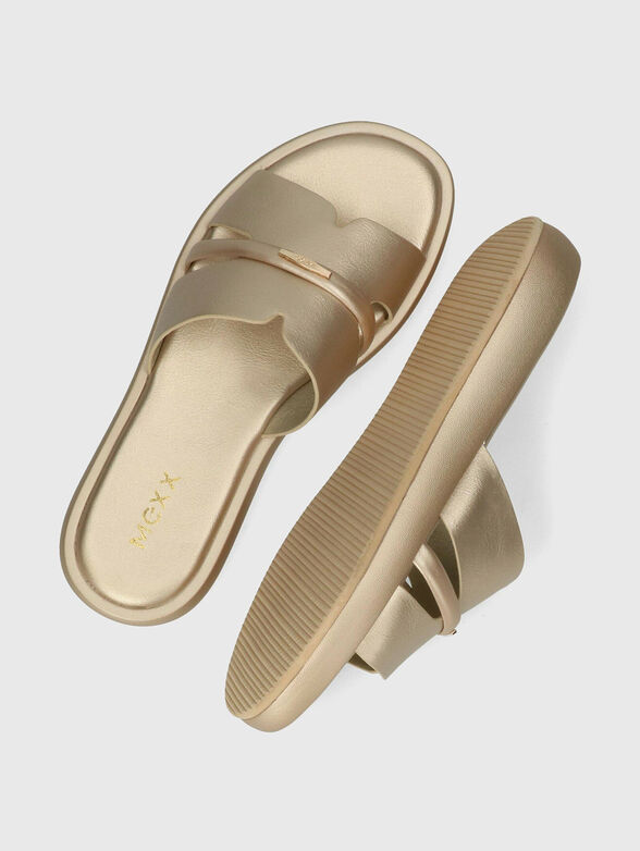 LOTUS II PACHA slides with logo - 6