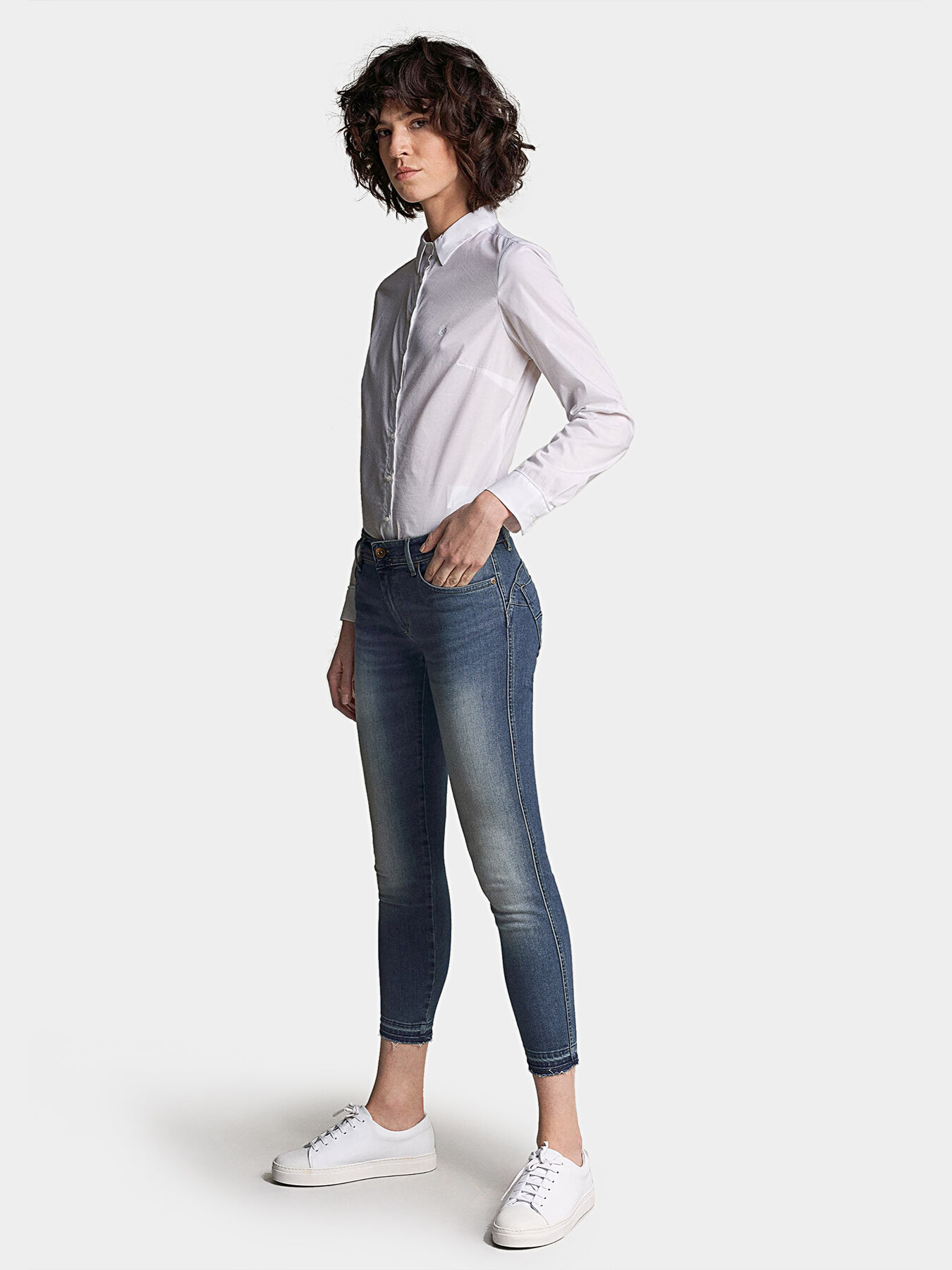 WONDER PUSH UP Skinny jeans with washed effect brand Salsa