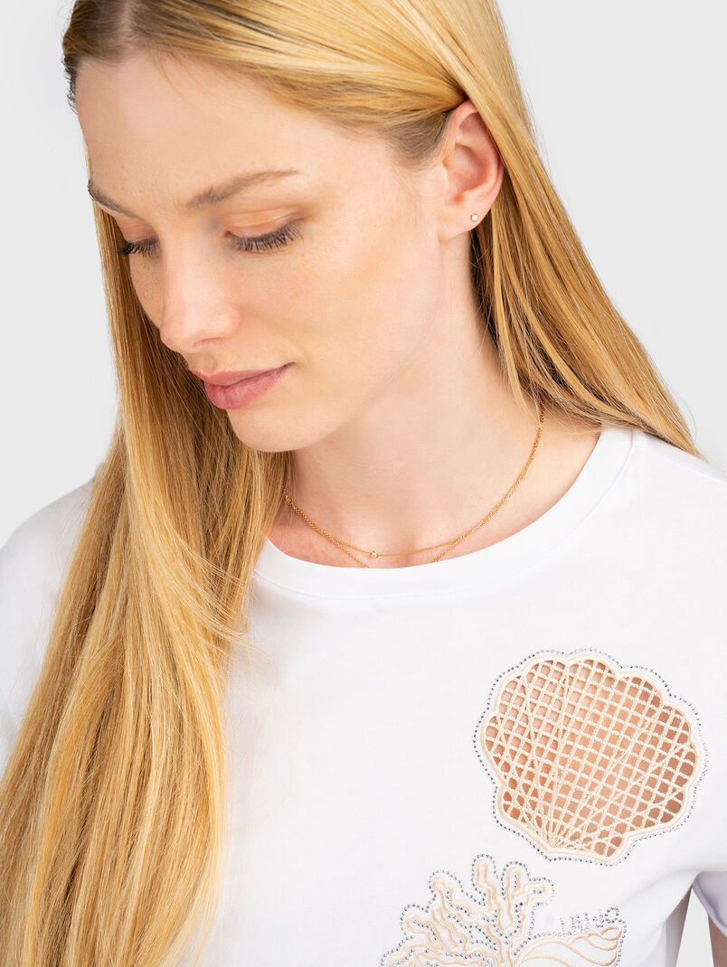 T-shirt with embroidery and logo - 3