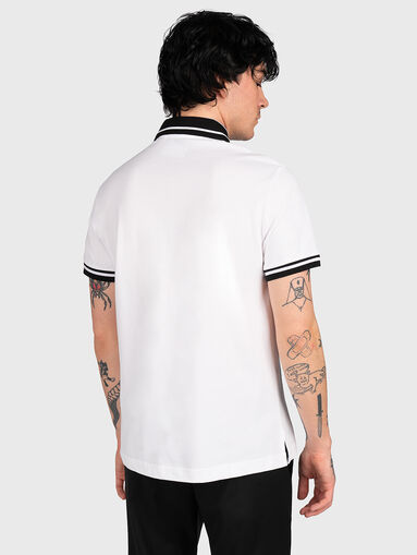 White polo-shirt with contrasting collar - 3
