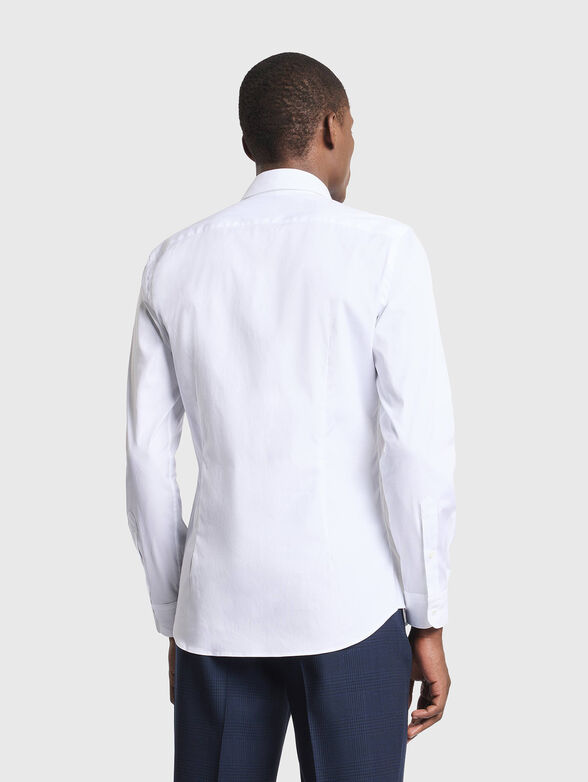 White pleated shirt - 3