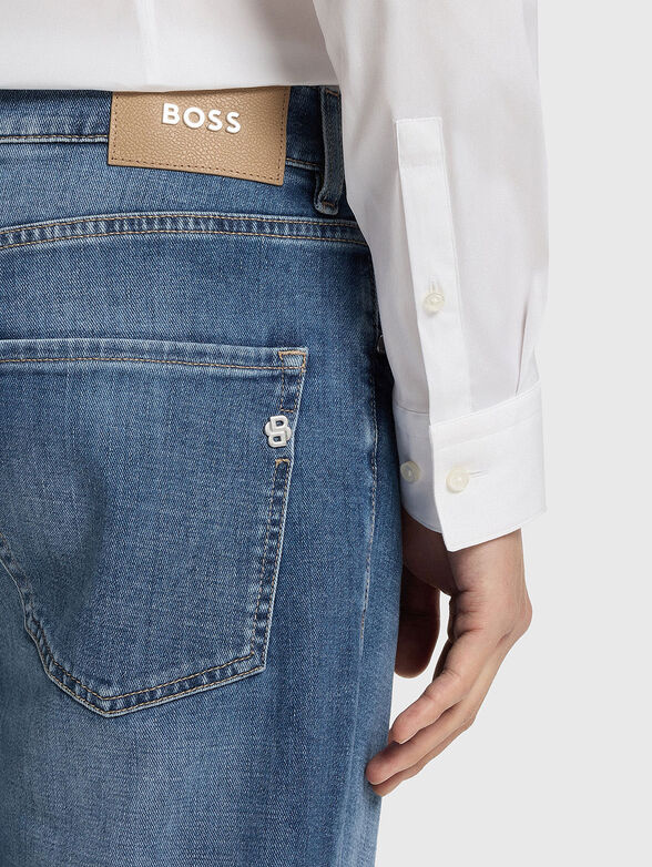 Straight jeans with washed effect - 3