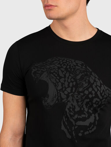 Black T-shirt with print - 4
