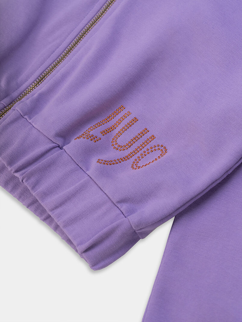 Sweatshirt in purple color with zip and hood - 3