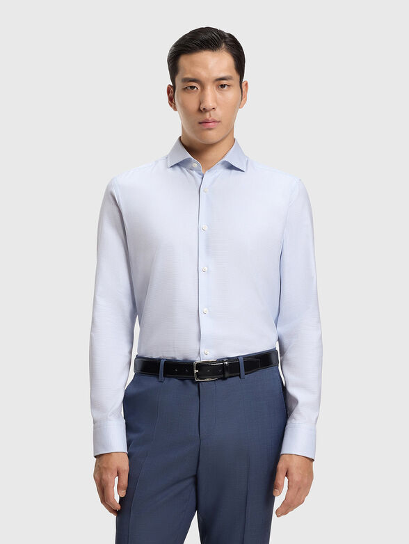 Slim-fit shirt in light blue - 1