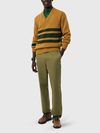 Straight trousers with elastic waist - 4