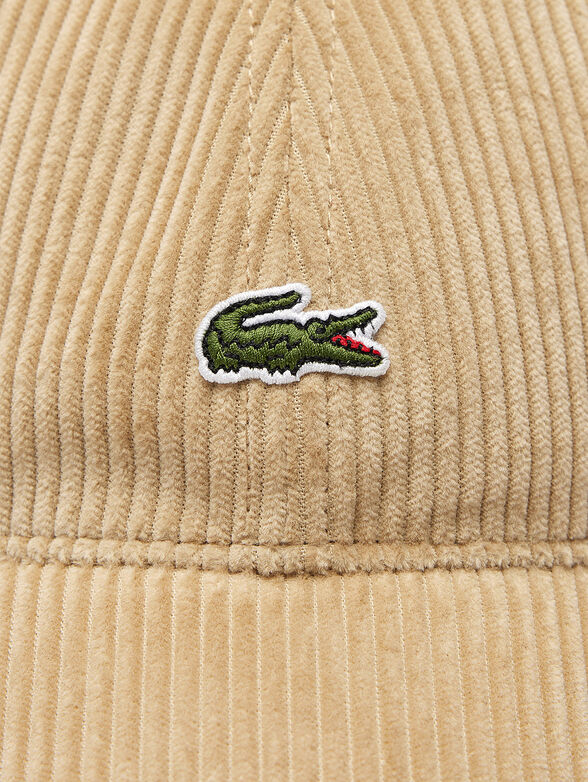 Cap with contrasting logo - 3