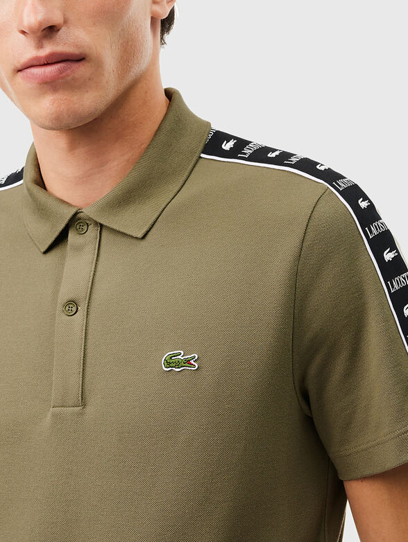 Polo shirt with contrasting stripe  - 4